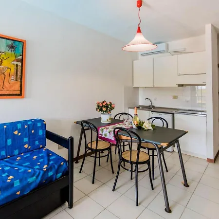 Bilo Plus-27 By Interhome